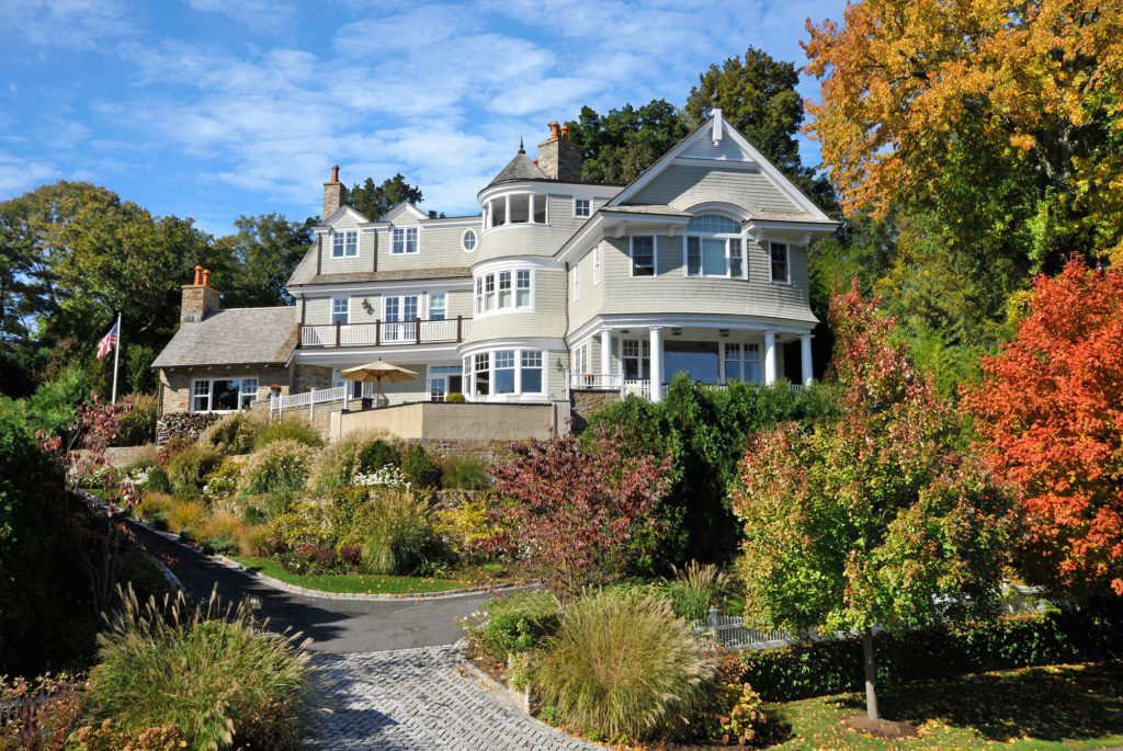 Thompson Raissis Architects, LLC